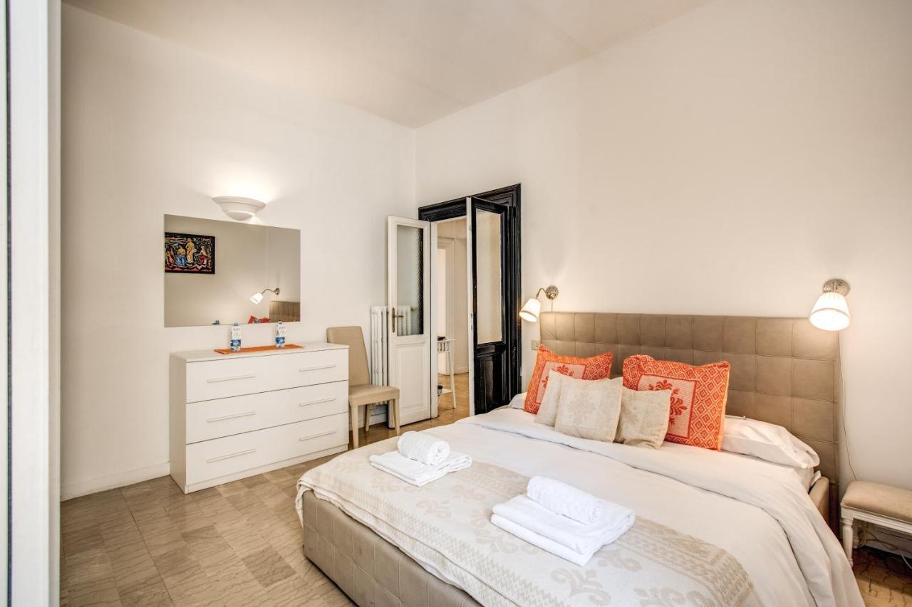 Colonna Suite - Rome Via Del Corso Big Apartment Exteriör bild
