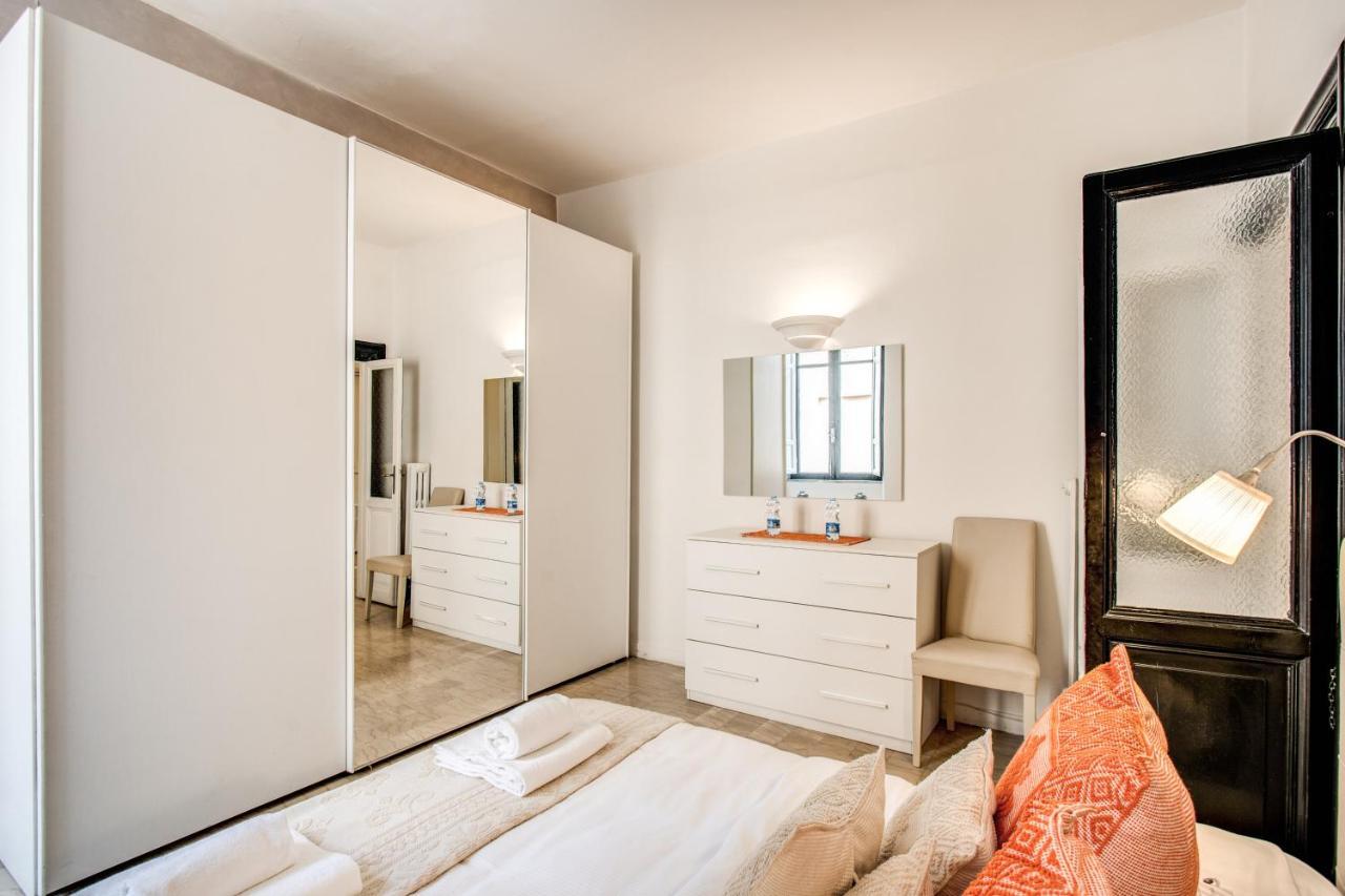Colonna Suite - Rome Via Del Corso Big Apartment Exteriör bild